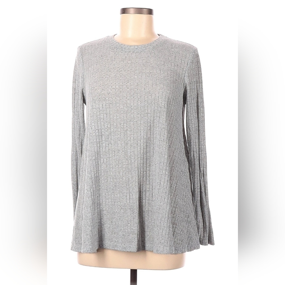 🎉5/$20 EUC Open Back Gray Sweater